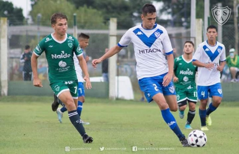 Diego San Julin entren con la Primera de Vlez